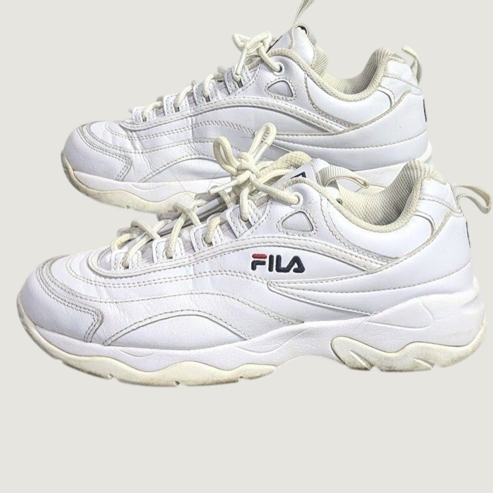 FILA Womens Disruptor II White Chunky Leather Sneakers 7.5 5CM00783-125